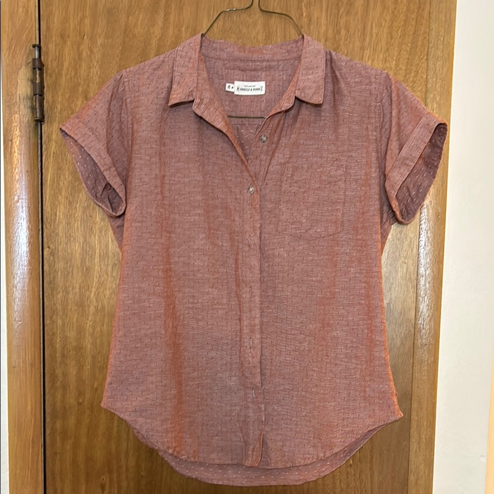 Bridge & Burn Women's Mauve Button-Up Top